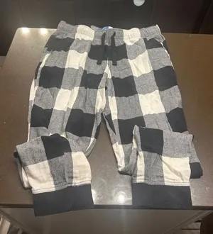 Old Navy Black and Cream Buffalo Plaid Kids Pajama Bottoms thumbnail 1