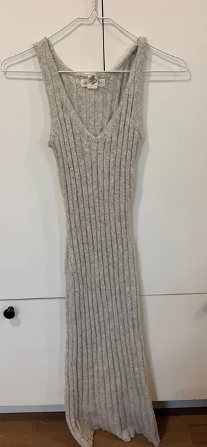 Grey Knit Midi Dress Gray Size M thumbnail 1