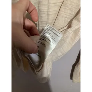 Free People We The Free Shirt Womens Medium Natasha Long Sleeve Ruched Beige thumbnail 6