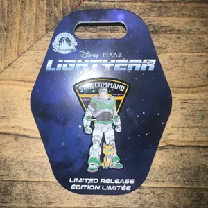 Disney Store Buzz Lightyear Pin, Lightyear thumbnail 4