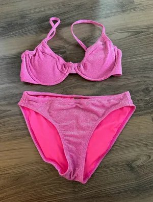 Good American Pink Sparkly Bikini Set thumbnail 1