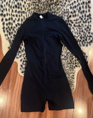 Black body romper thumbnail 1