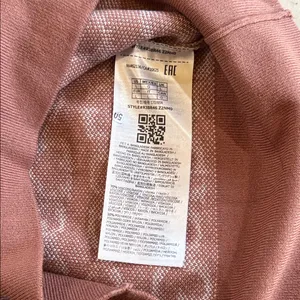Guess Brown and White Logo Short Sleeve Top NWOT size L thumbnail 4