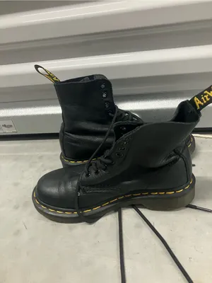 Dr. Martens Pascal Black Leather Lace-Up Boots thumbnail 5