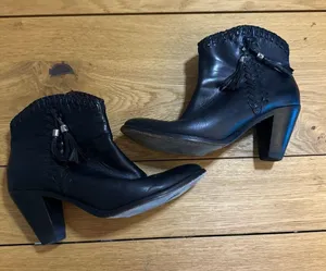 Trask Shelby Black Western Leather Ankle Boot Bootie 9.5 Black thumbnail 1