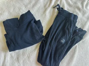 Alo Yoga Set thumbnail 2
