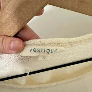 VESTIQUE |‎ Ivory Knit Quarter Sleeve Top thumbnail 3