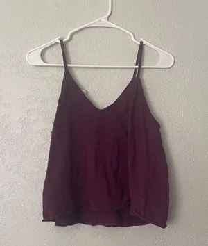 Purple v neck tank top Size M thumbnail 3