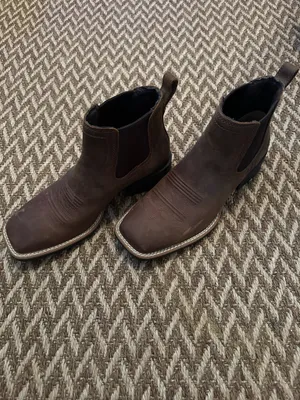 Ariat Booker Chelsea Wide Square Toe Western Boot thumbnail 7