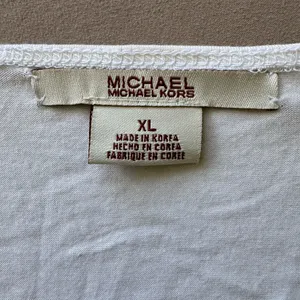 Vintage Y2K Michael Kors Bow Front Scoop Neck Top thumbnail 4