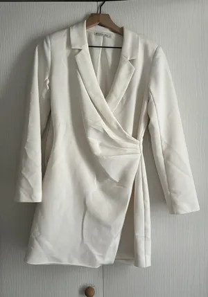 Abercrombie White Collar Business Dress thumbnail 1