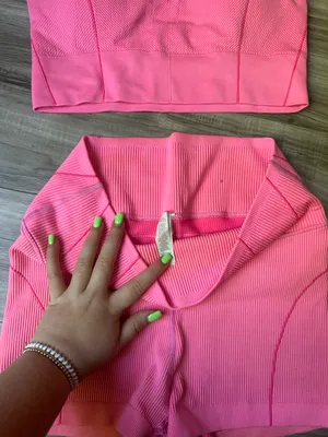 Aerie workout set thumbnail 3