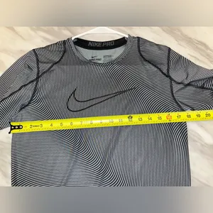 Nike Pro Black & Gray Striped Short Sleeve Training Top thumbnail 7