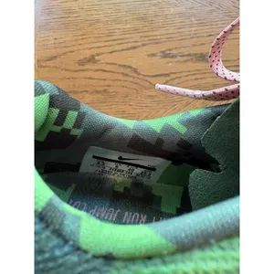 Nike Metcon 3‎ Womens Training Shoes Green Digital Camo Pink Size 8.5 thumbnail 6