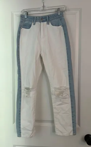 PacSun Jeans thumbnail 1