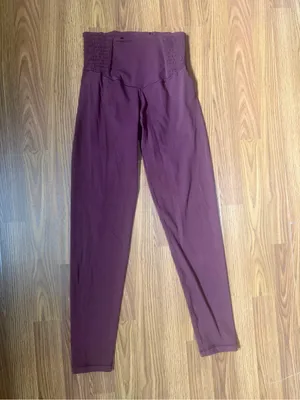 Offline x Aerie Real Me 7/8 Smocked High Rise Long Inseam Leggings Medium thumbnail 2