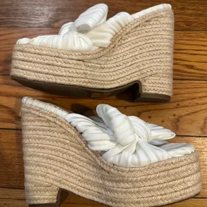 White and cream flat wedge Size 6 thumbnail 6