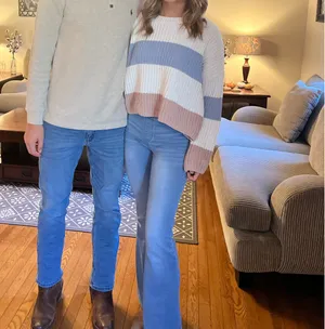 Sweater thumbnail 3