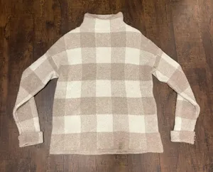 Tahari Plaid  Sweater thumbnail 1