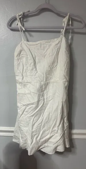 Abercrombie and Fitch dress thumbnail 1