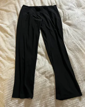 Large Loose Black Stretch Yoga Pant thumbnail 1