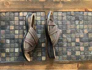 Vintage Y2K Cabin Creek Kevin Brown Strappy Sandals size 10 thumbnail 7
