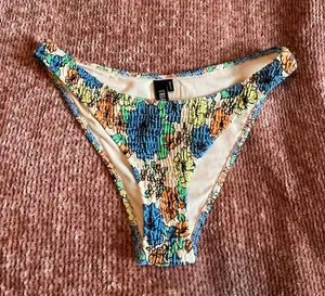 Triangl Bikini Bottoms thumbnail 1