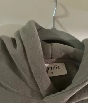 Comfrt army green hoodie thumbnail 4