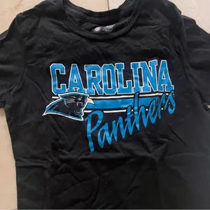 NFL Carolina Panthers Black T-Shirt sz Small thumbnail 2