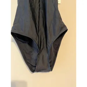 Quince Italian cross back one piece swimsuit in true black Size S thumbnail 3