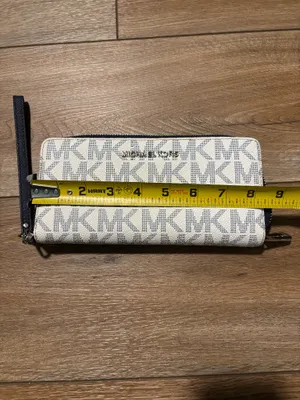Michael Kors Cream & Navy Signature MK Zip Wallet Wristlet thumbnail 5
