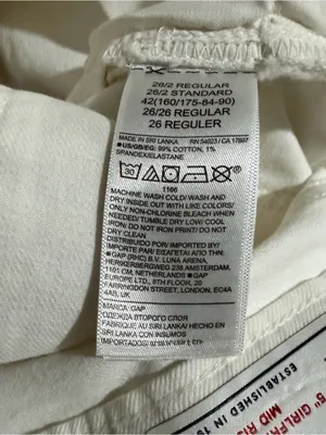 GAP White Rolled-Hem Denim Shorts thumbnail 4