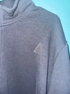 Men’s Reebok Pullovers Size XL thumbnail 4