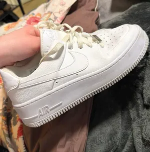 Air Force Nike 1 thumbnail 1
