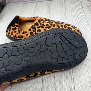 Womens Leopard Print Plush Faux Fur Lined Slip On House Slippers Size 10‎ thumbnail 2