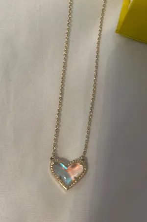 Kendra Scott Iridescent Gold heart necklace thumbnail 3
