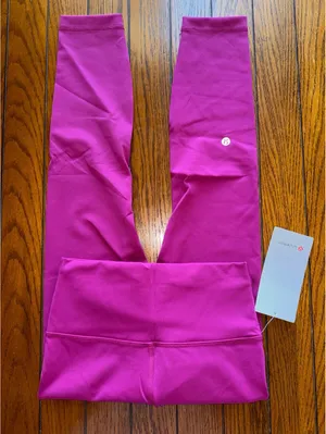 Lululemon Wunder Train High Rise 25” Magenta Purple Size 6 NWT thumbnail 1