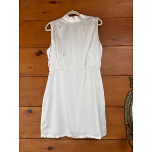 NWT Lulus Classic Elegance White Satin Sleeveless Mock Neck Mini Dress Size M thumbnail 4