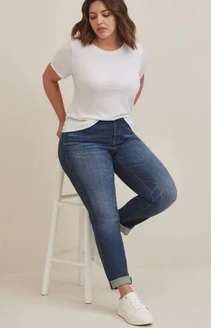 Torrid Boyfriend Straight Vintage Stretch Dark Wash Jeans Sz 18 thumbnail 1