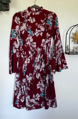 Lulus Garden Glory Wine Red Floral Print Pleated Midi Dress Size Small thumbnail 1