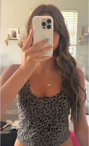 Evolution and creation cheetah print workout top thumbnail 1