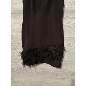 Sam Edelman Size 6 Spaghetti Strap Asymmetrical Feather Trim Mini Sheath Dress‎ thumbnail 2