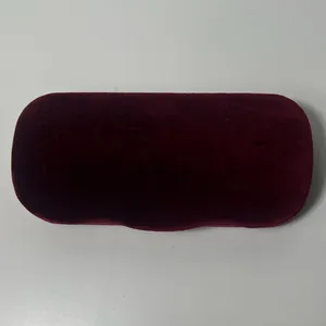 Gucci Red Velvet Large Clamshell Hard Sunglasses Eye Glasses Case thumbnail 6