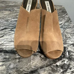 Steve Madden Tan Suede Mules thumbnail 2