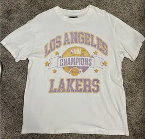 Abercrombie Lakers t-shirt size small thumbnail 1