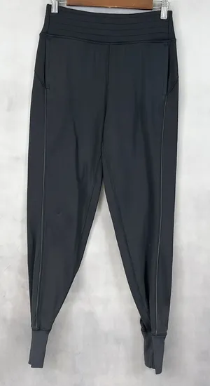 Lululemon Womens Flurry Up High Rise Jogger Pants Size 4 Athleisure Active Cozy‎ thumbnail 1