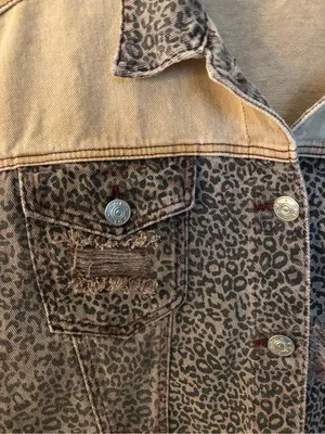POL Two-Tone Leopard Print Denim Jacket in Brown/Tan Women’s Size L thumbnail 8