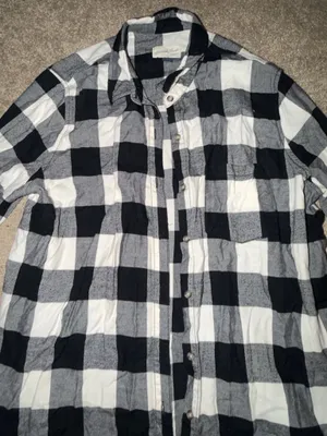 Universal Threads Flannel Shirt women’s medium thumbnail 2