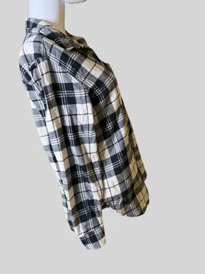 GAP Black and White Plaid Button-Down Shirt thumbnail 4