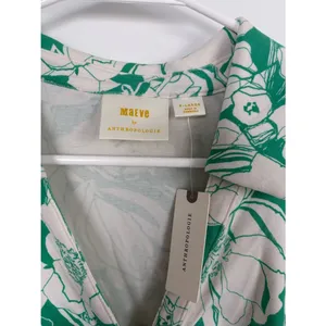 NWT Anthropologie Maeve Green Floral Ruched Front Button Polo Top - XL thumbnail 2